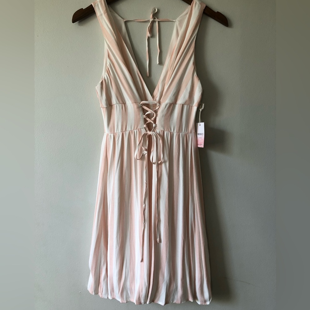 Pink lace up sundress- Size Lrg